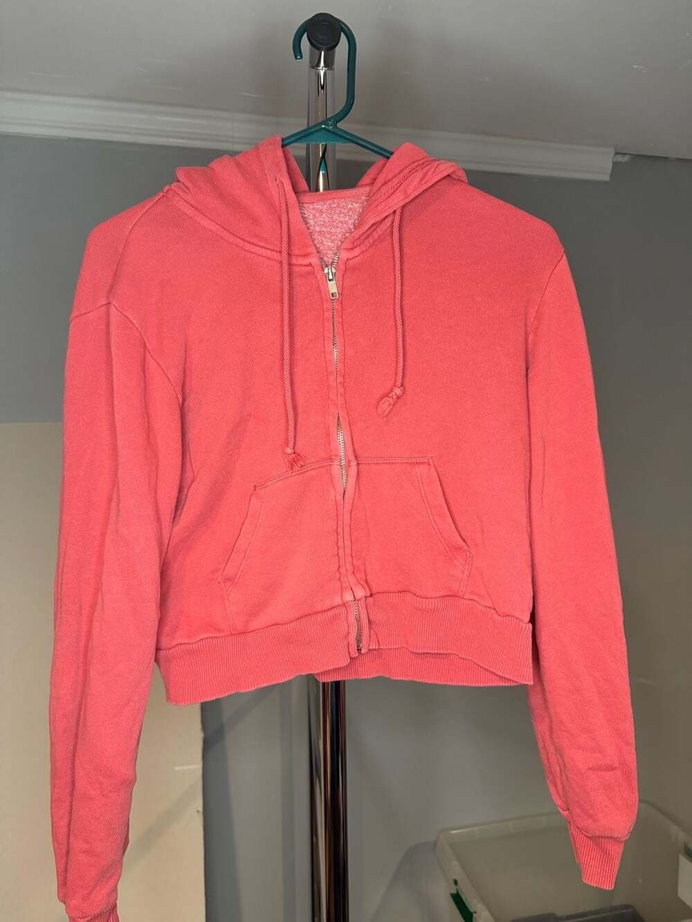 John Galt (Brandy Melville) Coral Pink Cropped Full-Zip Hoodie